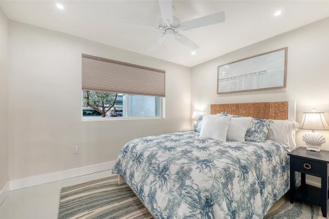 Copropriété à vendre à Sarasota, Floride: 2 chambres, 76.18 m2 № 2411446 - photo 20