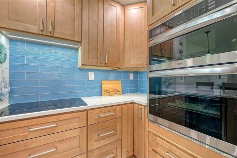 Copropriété à vendre à Sarasota, Floride: 2 chambres, 76.18 m2 № 2411446 - photo 7