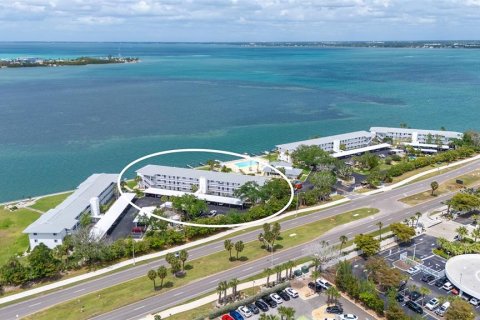 Copropriété à vendre à Sarasota, Floride: 2 chambres, 76.18 m2 № 2411446 - photo 25