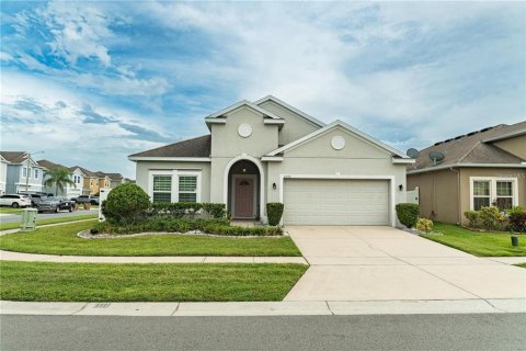 Casa en alquiler en Kissimmee, Florida, 4 dormitorios, 183.95 m2 № 2277947 - foto 4