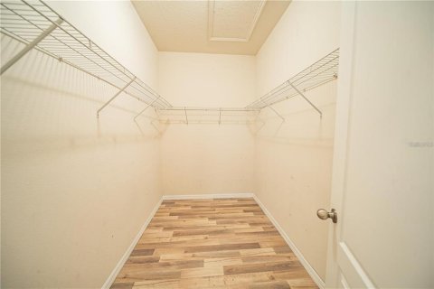 Casa en alquiler en Kissimmee, Florida, 4 dormitorios, 183.95 m2 № 2277947 - foto 12