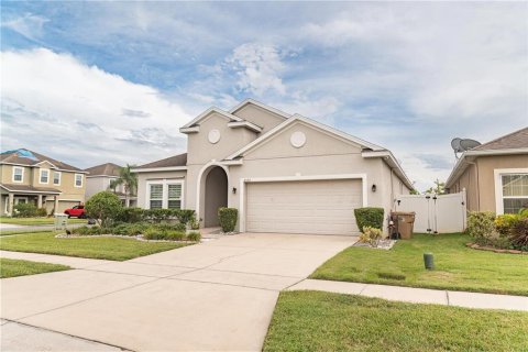 Casa en alquiler en Kissimmee, Florida, 4 dormitorios, 183.95 m2 № 2277947 - foto 3