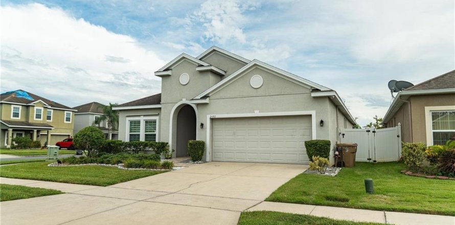 Casa en Kissimmee, Florida 4 dormitorios, 183.95 m2 № 2277947