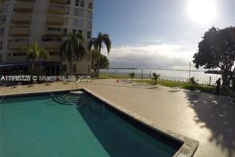 Condo in Miami, Florida  № 1973061 - photo 22