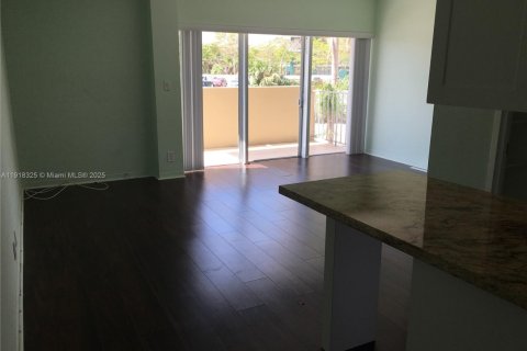 Condo in Miami, Florida  № 1973061 - photo 13