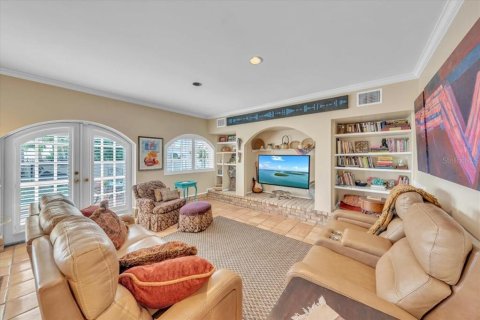 Townhouse in Tampa, Florida 3 bedrooms, 299.42 sq.m. № 2205179 - photo 13