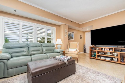 Condo in New Smyrna Beach, Florida, 3 bedrooms  № 1824399 - photo 4
