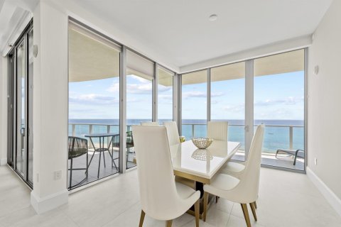 Condo in Riviera Beach, Florida, 2 bedrooms  № 2158346 - photo 17