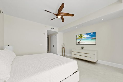 Condo in Riviera Beach, Florida, 2 bedrooms  № 2158346 - photo 20