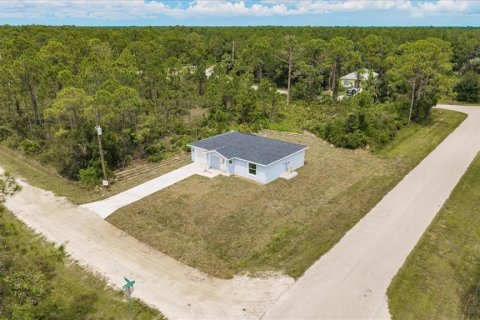 Casa en venta en Punta Gorda, Florida, 2 dormitorios, 89.37 m2 № 1911385 - foto 1