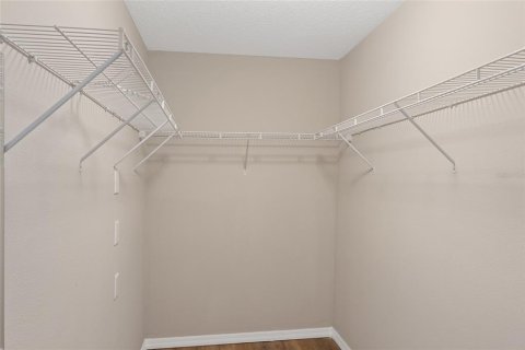 Купить виллу или дом в Ривервью, Флорида 9 комнат, 233.18м2, № 1746599 - фото 17