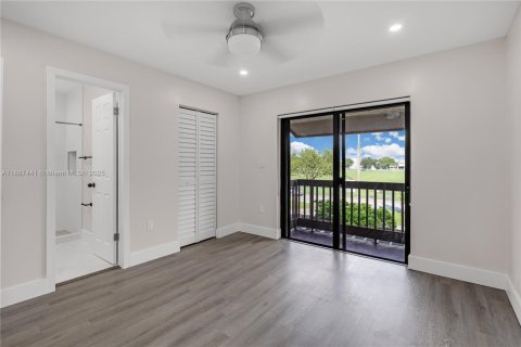 Adosado en alquiler en Miami, Florida, 3 dormitorios, 126.35 m2 № 1933051 - foto 24