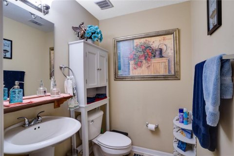 House in Palmetto, Florida 4 bedrooms, 250.84 sq.m. № 1516378 - photo 12