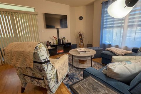 Condo in Clearwater, Florida, 1 bedroom № 2166480 - photo 4