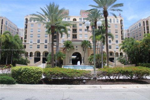 Condo in Fort Lauderdale, Florida, 2 bedrooms  № 1779162 - photo 1