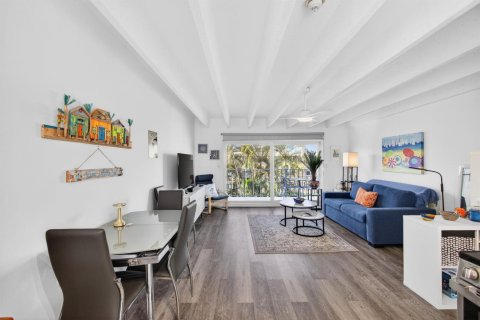 Condo à South Palm Beach, Floride, 4 pièces  № 2077515