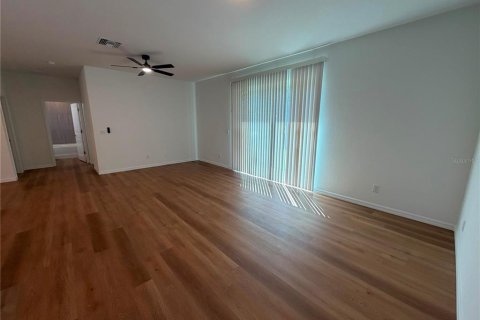 Casa en alquiler en North Port, Florida, 3 dormitorios, 136.75 m2 № 2279967 - foto 15