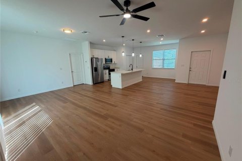 Casa en alquiler en North Port, Florida, 3 dormitorios, 136.75 m2 № 2279967 - foto 9