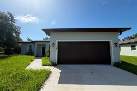 House in North Port, Florida 3 bedrooms, 136.75 sq.m. № 2279967