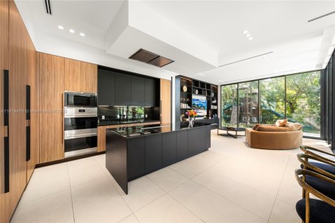 Villa ou maison à vendre à Miami Shores, Floride: 6 chambres, 439.15 m2 № 1974240 - photo 17