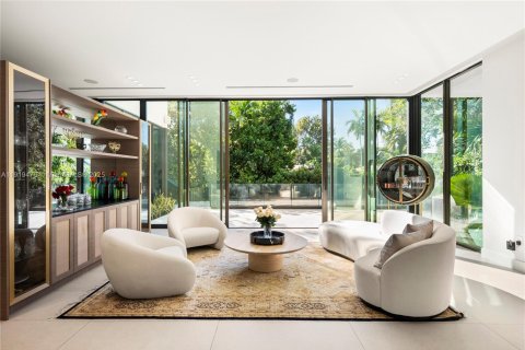 Villa ou maison à vendre à Miami Shores, Floride: 6 chambres, 439.15 m2 № 1974240 - photo 5