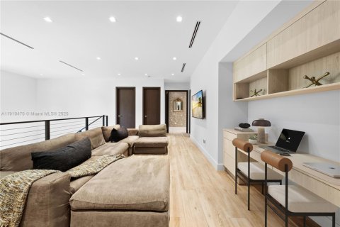 Villa ou maison à vendre à Miami Shores, Floride: 6 chambres, 439.15 m2 № 1974240 - photo 23