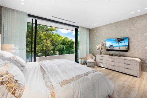 Villa ou maison à vendre à Miami Shores, Floride: 6 chambres, 439.15 m2 № 1974240 - photo 24