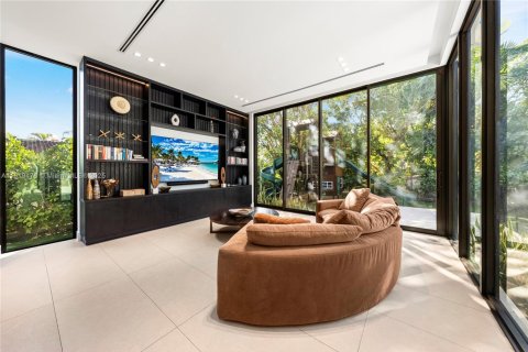 Villa ou maison à vendre à Miami Shores, Floride: 6 chambres, 439.15 m2 № 1974240 - photo 19