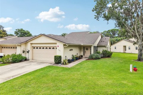 Condominio en venta en Tavares, Florida, 3 dormitorios, 172.8 m2 № 1844624 - foto 2