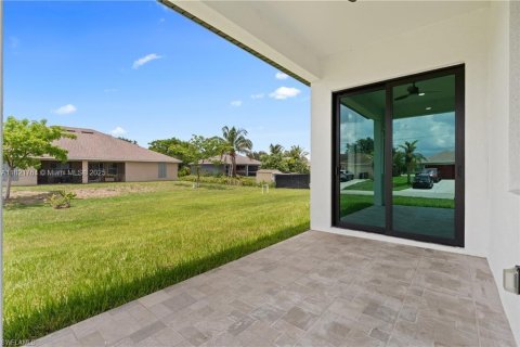 House in Lehigh Acres, Florida 4 bedrooms, 165.64 sq.m. № 1784115 - photo 27