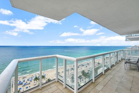 Condominio en venta en Fort Lauderdale, Florida, 1 dormitorio, 95.5 m2 № 1161766 - foto 1