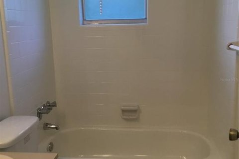 House in Lakeland, Florida 3 bedrooms, 105.54 sq.m. № 1837147 - photo 17