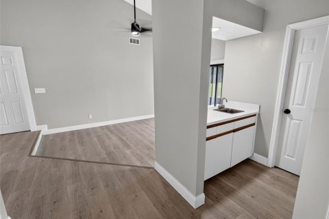 Casa en venta en Riverview, Florida, 4 dormitorios, 200.11 m2 № 2199644 - foto 12