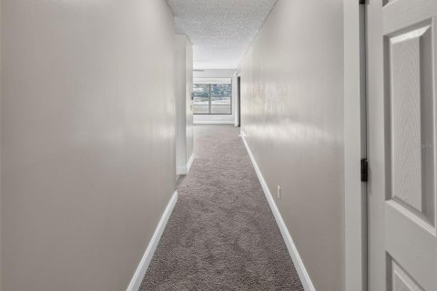 Casa en venta en Riverview, Florida, 4 dormitorios, 200.11 m2 № 2199644 - foto 17