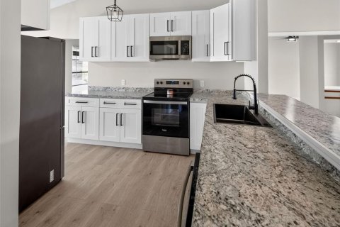 Casa en venta en Riverview, Florida, 4 dormitorios, 200.11 m2 № 2199644 - foto 13