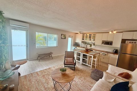 Condominio en venta en Miami Beach, Florida, 1 dormitorio, 59.83 m2 № 1818124 - foto 8