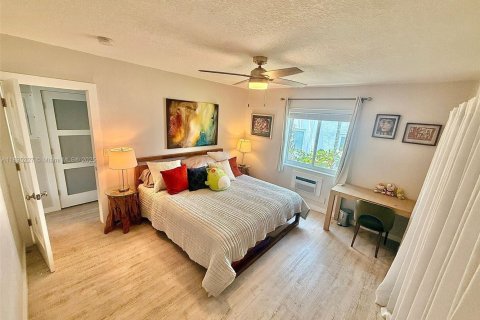 Condominio en venta en Miami Beach, Florida, 1 dormitorio, 59.83 m2 № 1818124 - foto 17
