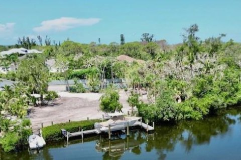 Terreno en venta en Sarasota, Florida № 1857999 - foto 1