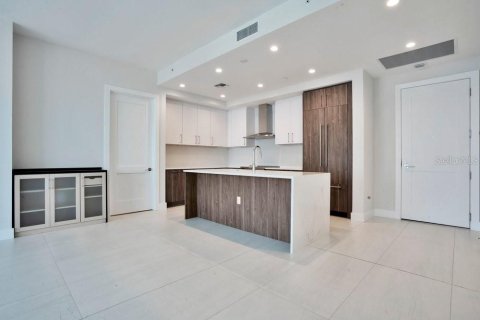 Condo in Saint Petersburg, Florida, 2 bedrooms  № 2166284 - photo 15