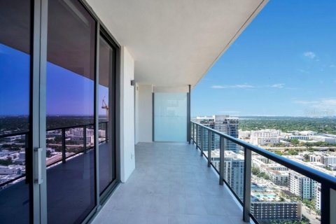 Condo in Saint Petersburg, Florida, 2 bedrooms  № 2166284 - photo 25