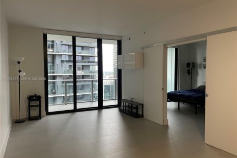 Condominio en venta en Miami, Florida, 1 dormitorio, 70.51 m2 № 2153466 - foto 4