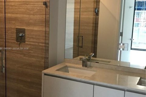 Condominio en venta en Miami, Florida, 1 dormitorio, 70.51 m2 № 2153466 - foto 14