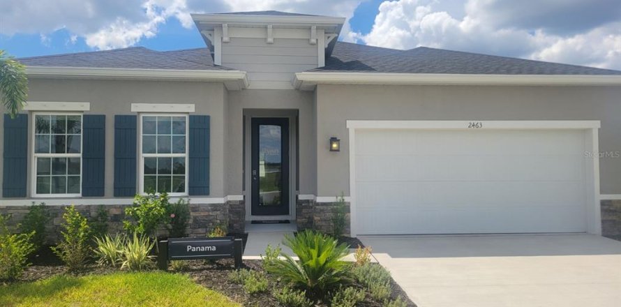 House in Wimauma, Florida 3 bedrooms, 187.76 sq.m. № 2147990