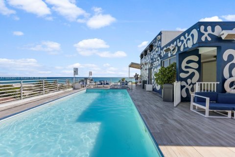 Condominio en venta en Miami Beach, Florida, 36.7 m2 № 1848258 - foto 2