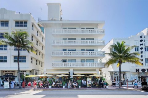 Condominio en venta en Miami Beach, Florida, 36.7 m2 № 1848258 - foto 1