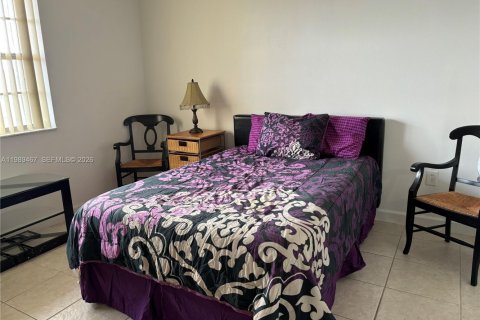 Copropriété à louer à Miami, Floride: 2 chambres, 125.42 m2 № 2051577 - photo 17