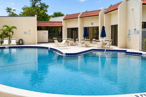Condo in St. Lucie, Florida, 2 bedrooms  № 2178472 - photo 6