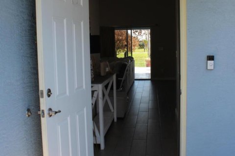 Villa ou maison à vendre à Port St. Lucie, Floride: 4 chambres, 193.05 m2 № 2191967 - photo 3