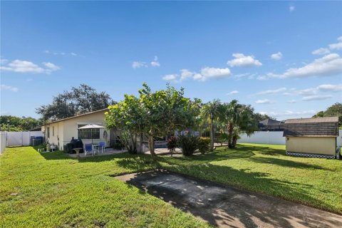 Villa ou maison à vendre à Seminole, Floride: 3 chambres, 155.98 m2 № 2423897 - photo 15