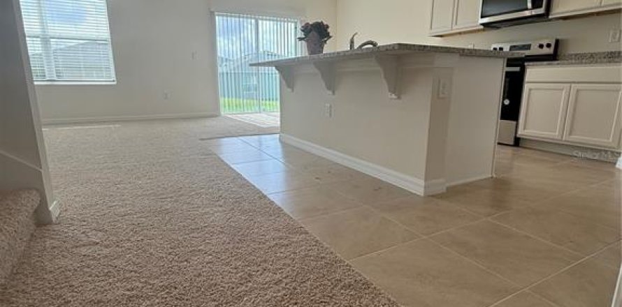 Casa en Haines City, Florida 5 dormitorios, 241.64 m2 № 1841810